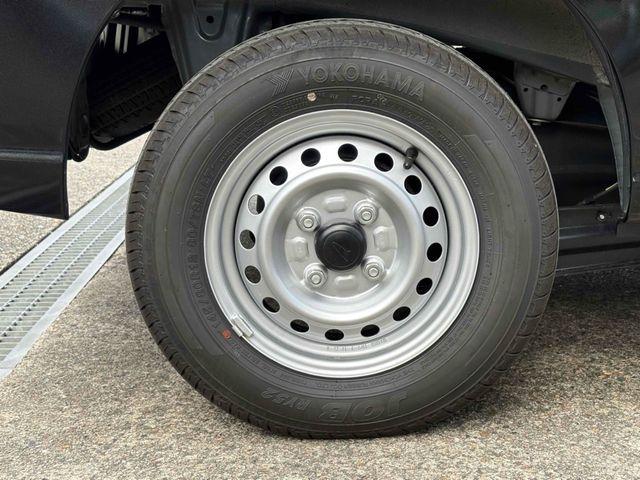 DAIHATSU HIJET CARGO 4WD 2025 Image 31