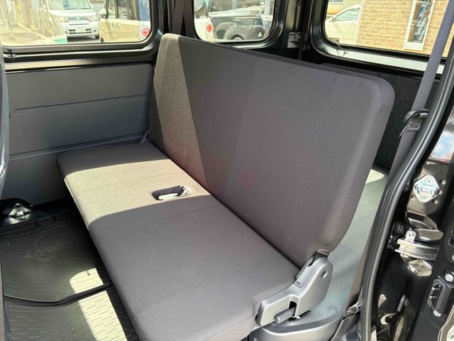 DAIHATSU HIJET CARGO 4WD 2025 Image 31