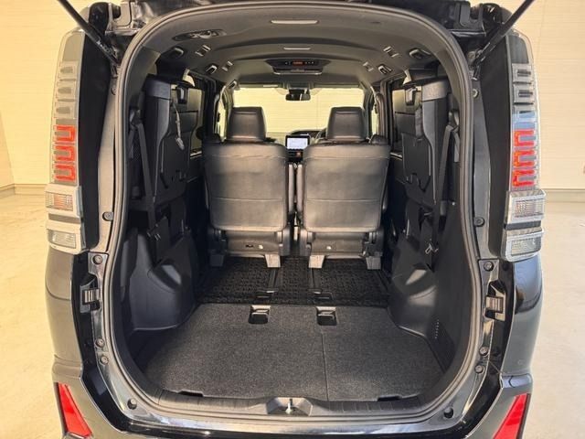 TOYOTA VOXY HYBRID 2021 Image 31