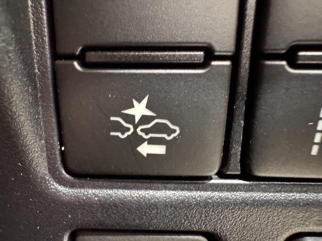 TOYOTA VOXY HYBRID 2021 Image 31