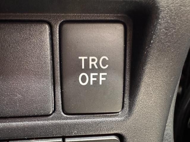 TOYOTA VOXY HYBRID 2021 Image 31