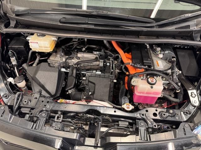 TOYOTA VOXY HYBRID 2021 Image 31