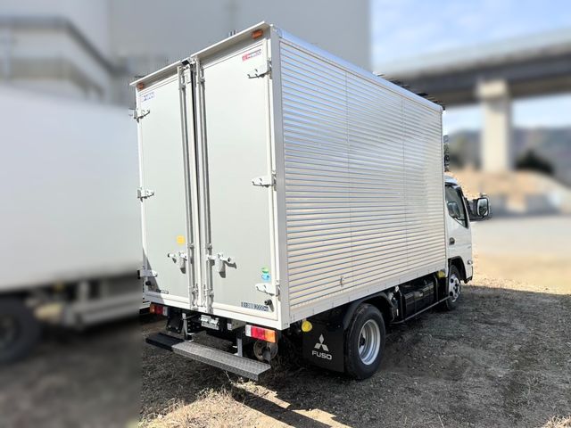 MITSUBISHI CANTER 2024 Image 31