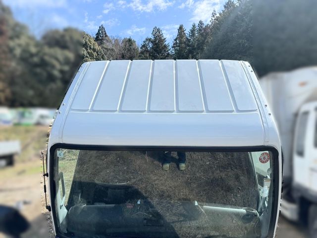 MITSUBISHI CANTER 2024 Image 31