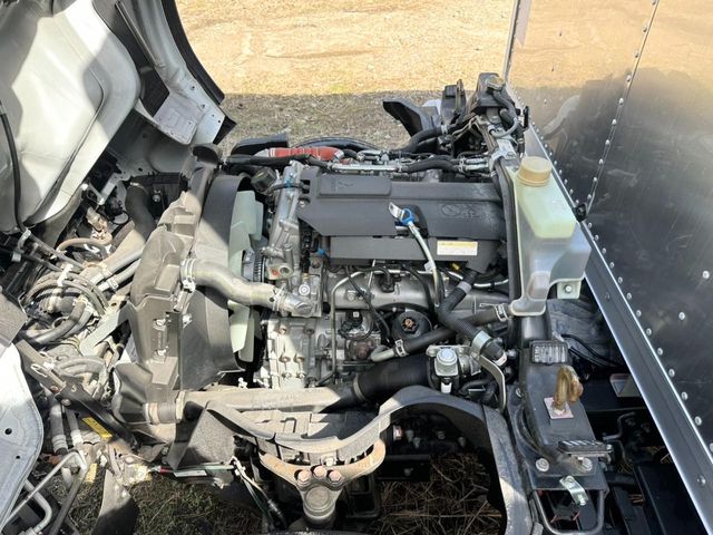 MITSUBISHI CANTER 2024 Image 31