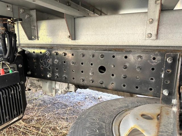 MITSUBISHI CANTER 2024 Image 31