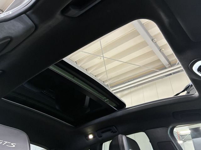 PORSCHE MACAN 2024 Image 31