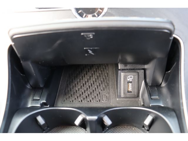 MERCEDES BENZ C CLAS 2020 Image 31