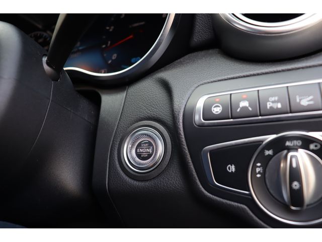 MERCEDES BENZ C CLAS 2020 Image 31