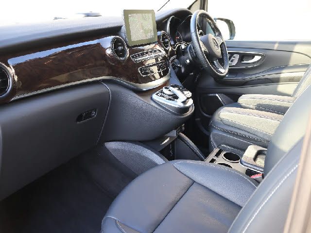 MERCEDES BENZ V CLAS 2016 Image 31