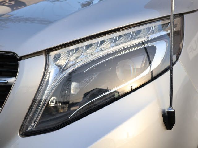 MERCEDES BENZ V CLAS 2016 Image 31