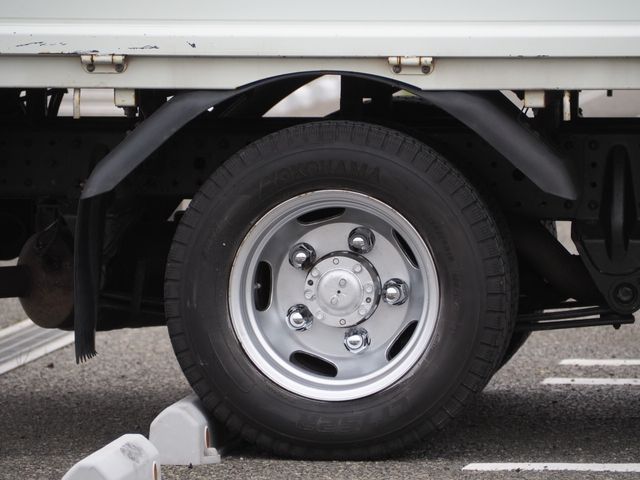 MITSUBISHI CANTER 2012 Image 31