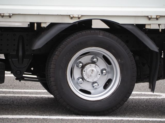 MITSUBISHI CANTER 2012 Image 31