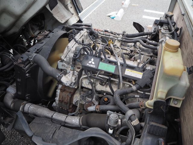 MITSUBISHI CANTER 2012 Image 31