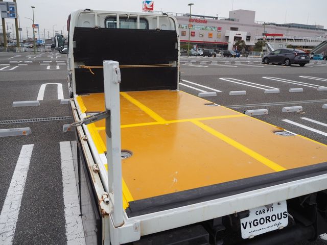 MITSUBISHI CANTER 2012 Image 31