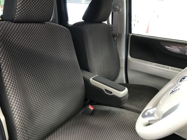 HONDA N BOX CUSTOM 4WD 2014 Image 31