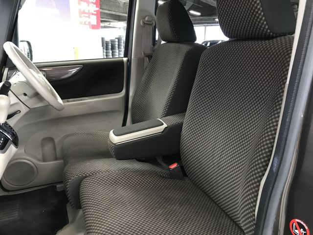 HONDA N BOX CUSTOM 4WD 2014 Image 31