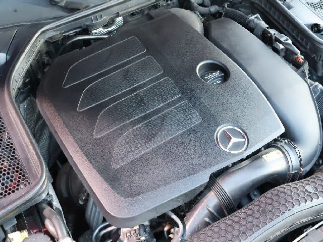 MERCEDES BENZ C CLAS 2021 Image 31