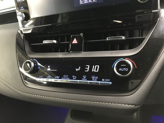 TOYOTA COROLLA TOURING HYBR 2022 Image 31