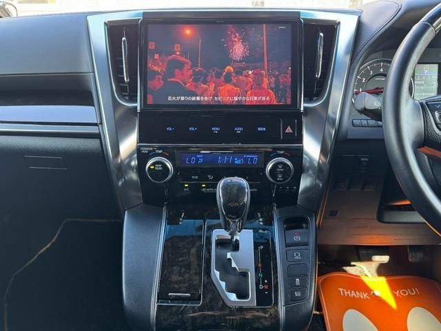 TOYOTA VELLFIRE 2016 Image 31