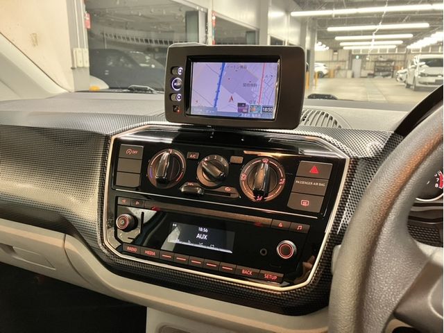 VOLKSWAGEN UP! 2017 Image 31