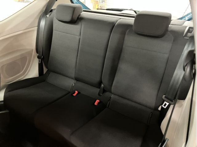 VOLKSWAGEN UP! 2017 Image 31