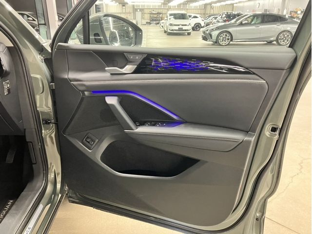 VOLKSWAGEN TIGUAN 2024 Image 31