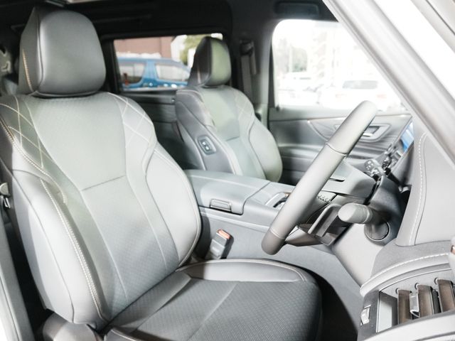 TOYOTA VELLFIRE  HYBRID 2026 Image 31