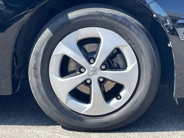 TOYOTA PRIUS 2012 Image 31