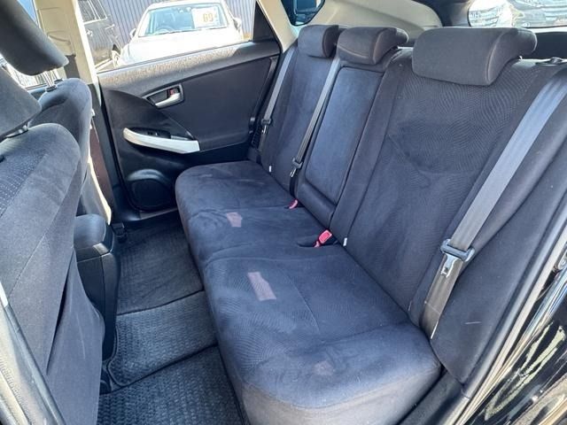 TOYOTA PRIUS 2012 Image 31