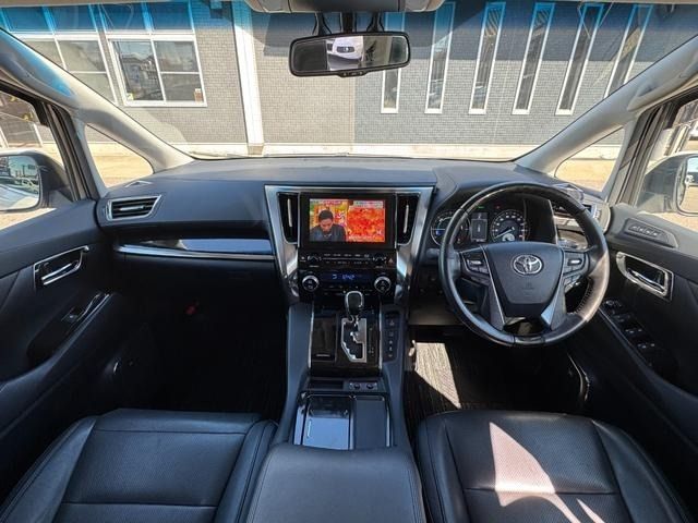 TOYOTA VELLFIRE  HYBRID 4WD 2015 Image 31