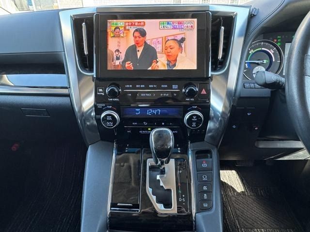 TOYOTA VELLFIRE  HYBRID 4WD 2015 Image 31