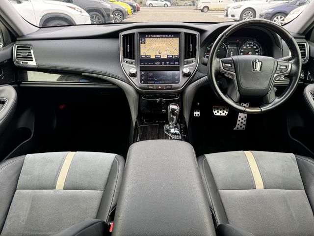 TOYOTA CROWN SEDAN HYBRID 2016 Image 31