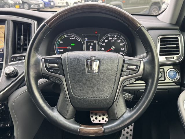 TOYOTA CROWN SEDAN HYBRID 2016 Image 31