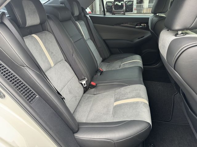 TOYOTA CROWN SEDAN HYBRID 2016 Image 31