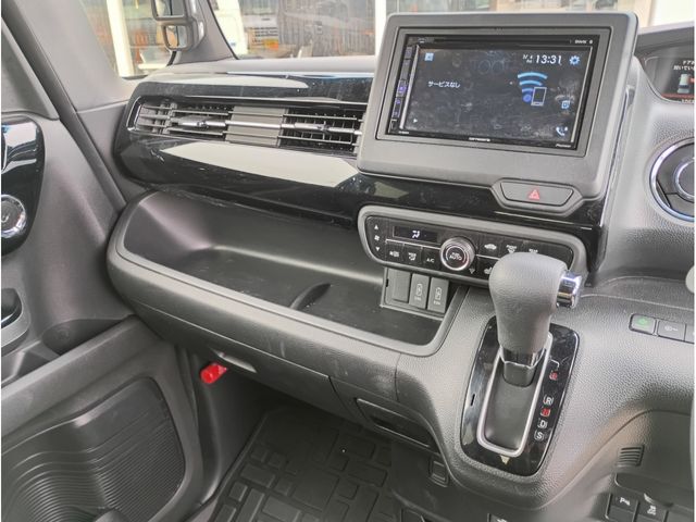 HONDA N BOX CUSTOM 2021 Image 31