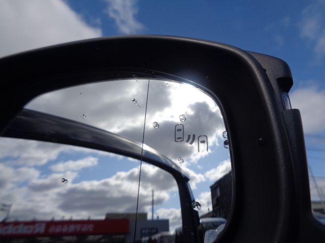 TOYOTA PRIUS 2023 Image 31