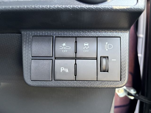 DAIHATSU TANTO 2023 Image 31