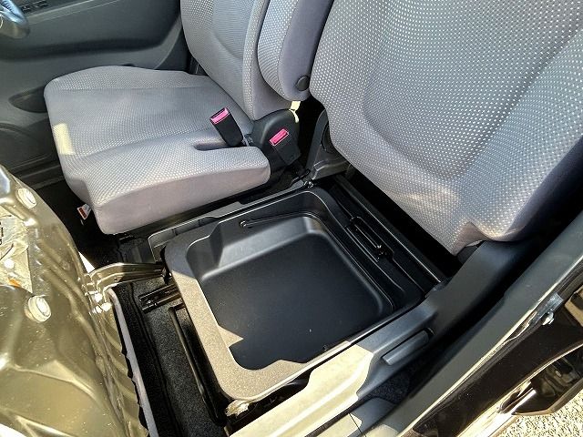 SUZUKI WAGON R 2014 Image 31