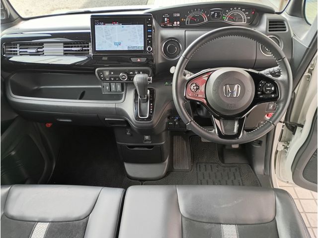 HONDA N BOX CUSTOM 2021 Image 31