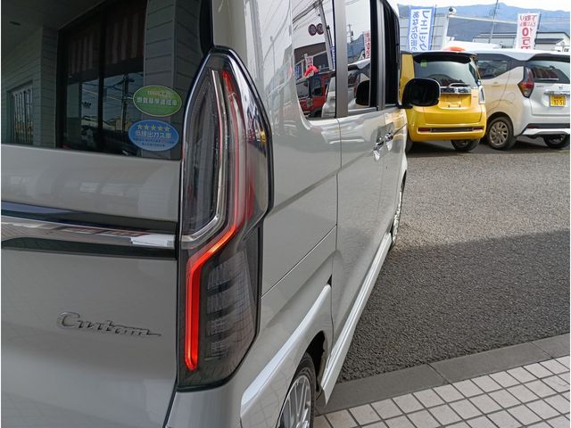 HONDA N BOX CUSTOM 2021 Image 31