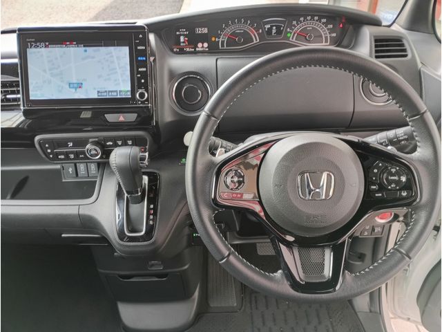 HONDA N BOX CUSTOM 2021 Image 31