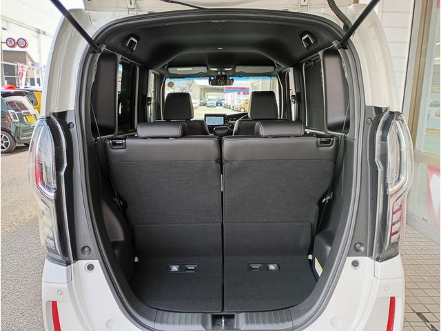 HONDA N BOX CUSTOM 2021 Image 31