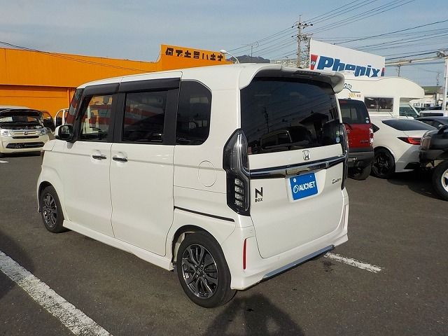 HONDA N BOX CUSTOM 2021 Image 31