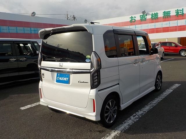 HONDA N BOX CUSTOM 2021 Image 31