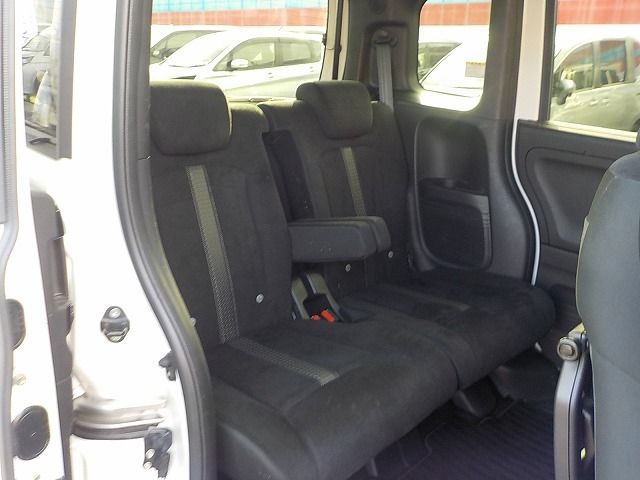 HONDA N BOX CUSTOM 2021 Image 31