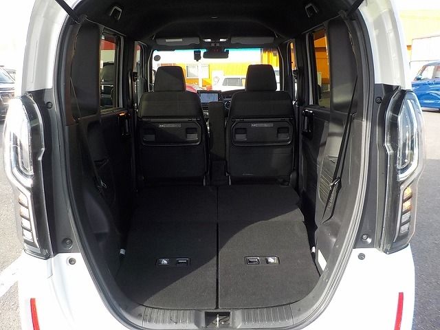 HONDA N BOX CUSTOM 2021 Image 31