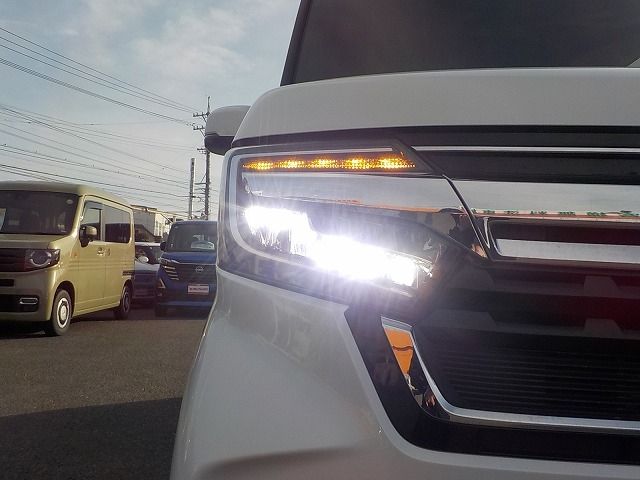 HONDA N BOX CUSTOM 2021 Image 31