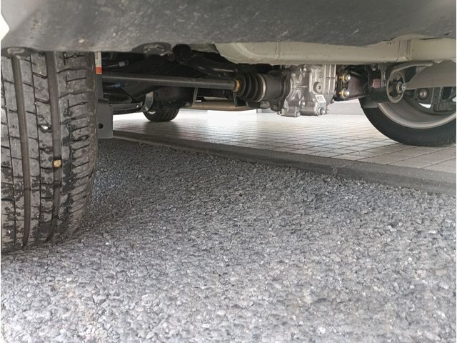 SUZUKI SWIFT 4WD 2024 Image 31