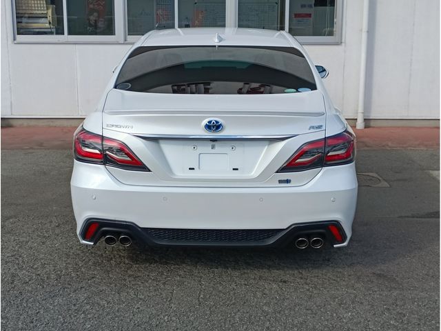 TOYOTA CROWN SEDAN HYBRID 2021 Image 31
